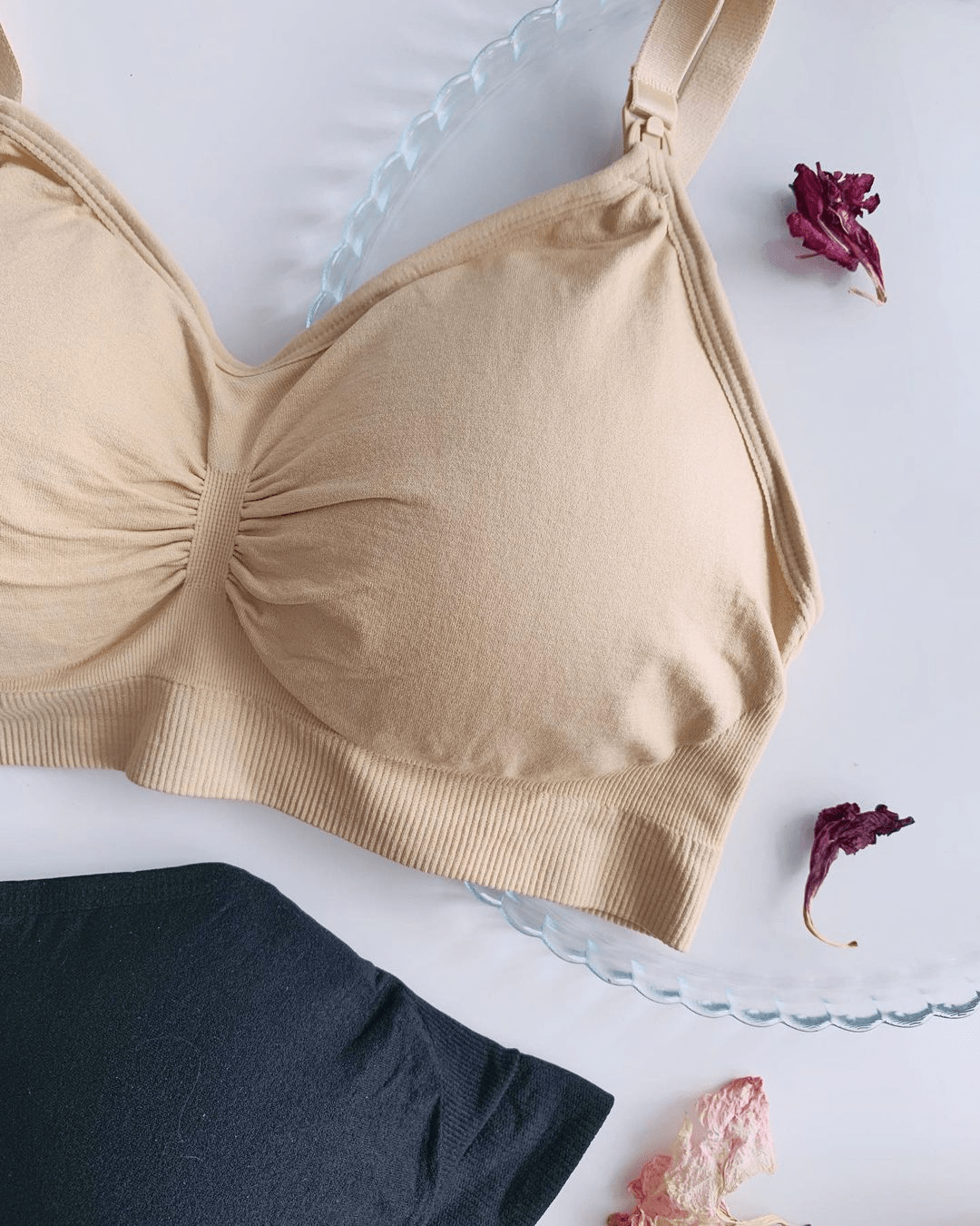 Rasedus- ja imetamisrinnahoidja