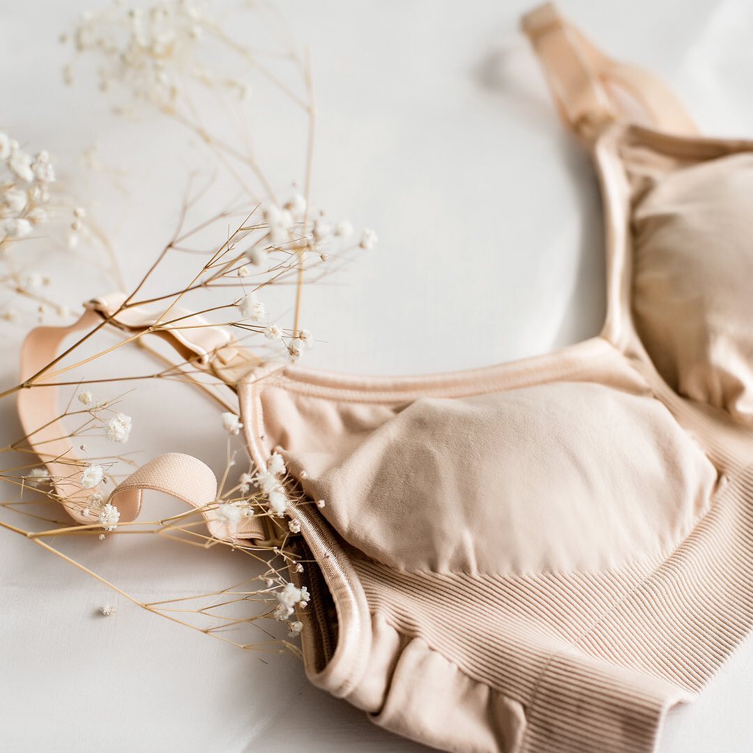 Rasedus- ja imetamisrinnahoidja